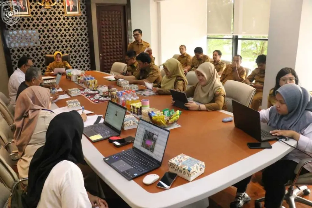 Sekda Samarinda Tekankan Evaluasi Ketat Perizinan Tempat Hiburan dan Rumah Makan