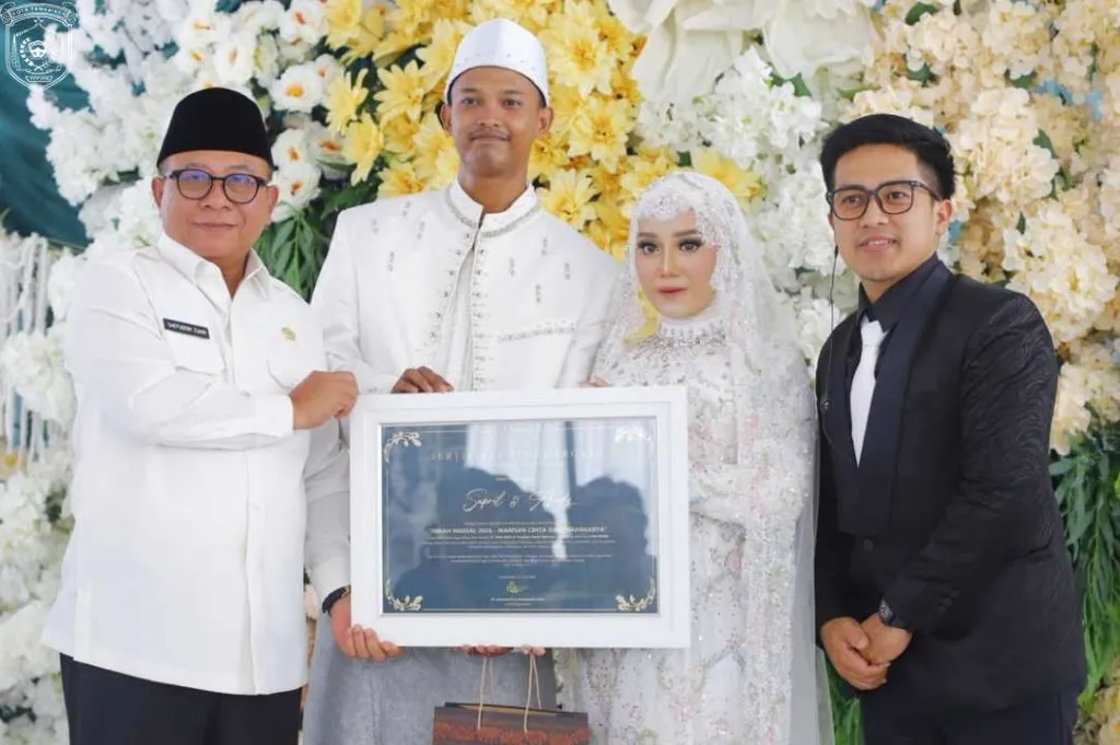Wawali Saefuddin Apresiasi Nikah Massal di Palaran, Lima Pasangan Resmi Menikah dari 60 Pendaftar