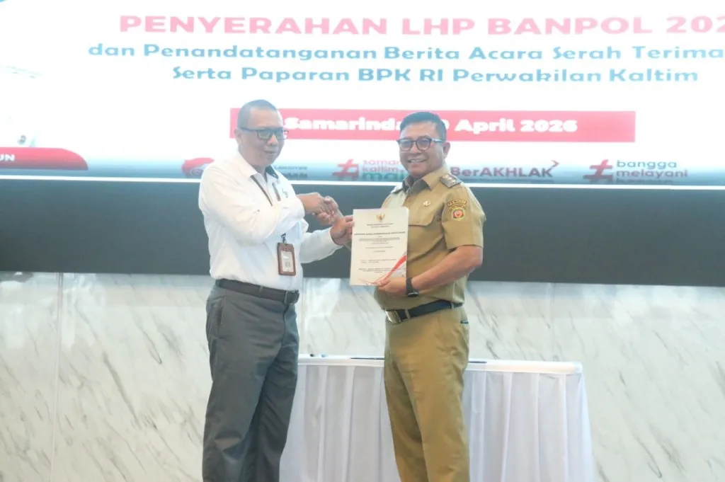 Wawali Saefuddin Zuhri Saksikan Penyerahan LHP dan Penandatanganan Berita Acara Serah Terima LHP Bantuan Keuangan Partai Politik