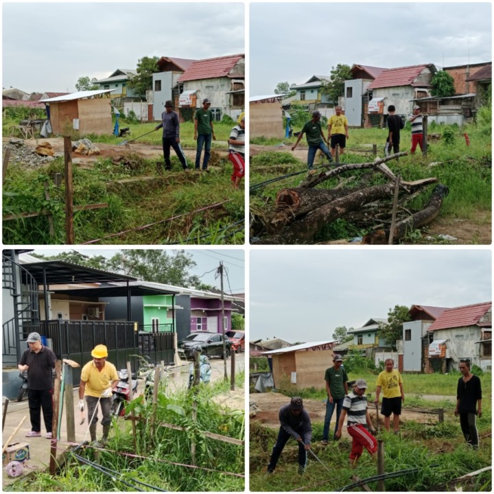 Gotong Royong  di Wilayah RT.09, RT.10, RT.55, RT.51, RT.41, dan RT.47