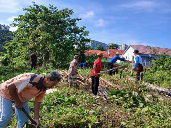 Gotong Royong (18/05)