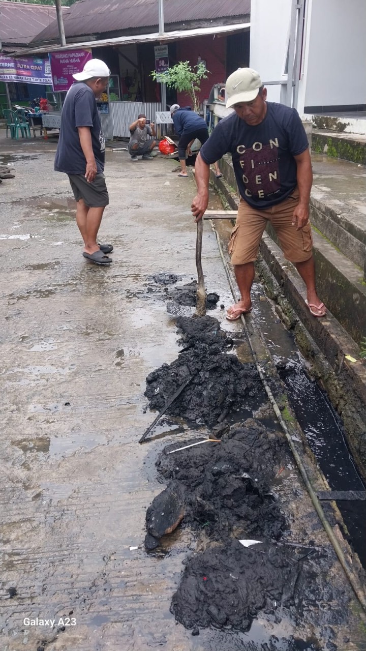 Gotong Royong RT. 18, Hari Minggu, 28 September 2025