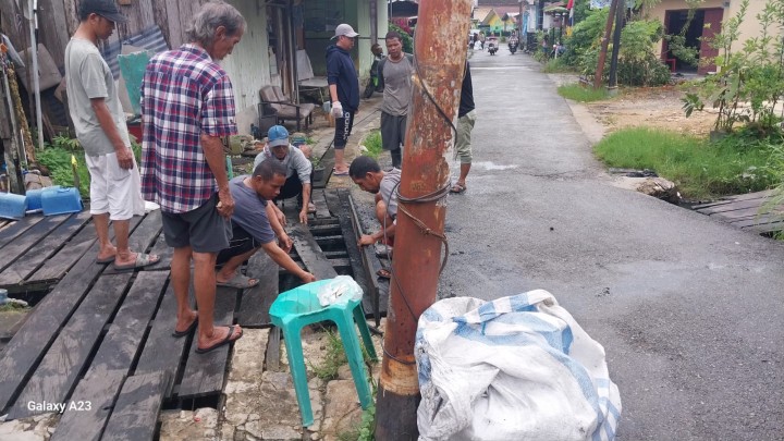 Gotong Royong RT. 18, Hari Minggu, 28 September 2025
