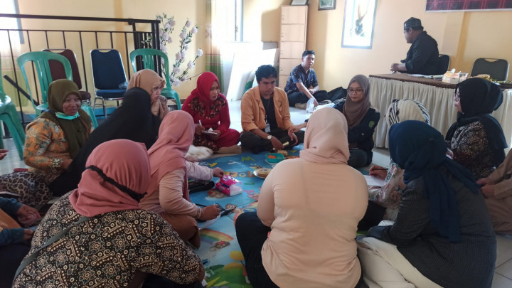 Kelompok Samarinda 04 KKN 48 Unmul Menyelenggarakan Pelatihan Pembuatan Nugget Ikan Bersama Kelompok Ibu PKK