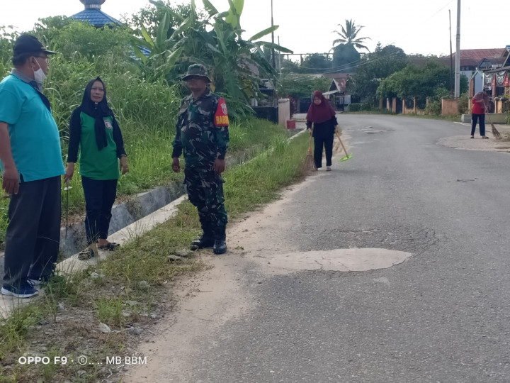 Gotong Royong Perencanaan Menyambut Kegiatan Acara Temu Tani Bersama Walikota