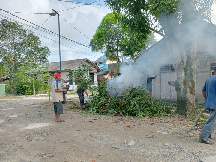Gotong Royong Perencanaan Menyambut Kegiatan Acara Temu Tani Bersama Walikota