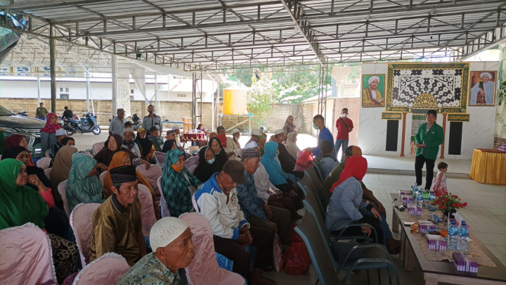 Kegiatan LKM Mandiri Sejahtera Kelurahan Bantuas dengan Tema "Pemberian Bantuas Sosial Untuk Lansia Dari Laba UPK Tahun 2020-2021 Kelurahan Bantuas Kecamatan Palaran Kota Samarinda"