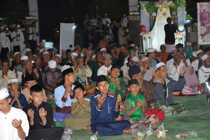 Tabligh Akbar Bantuas Bersholawat Jilid 4 Memperingati Tahun Baru Islam 1444 H dan Hari Kemerdekaan RI ke-77