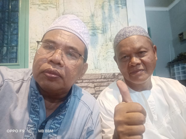 Menghadiri Peringgatan  Maulid Nabi Muhammad SAW 12 Rabiul Awal 1445 H dikediaman Ketua LPM (Bapak H. Asmuri)
