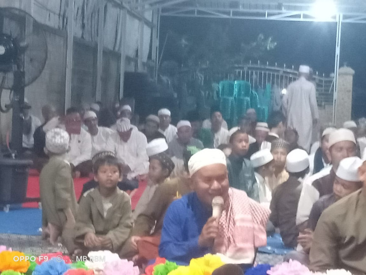 Menghadiri Peringgatan  Maulid Nabi Muhammad SAW 12 Rabiul Awal 1445 H dikediaman Ketua LPM (Bapak H. Asmuri)