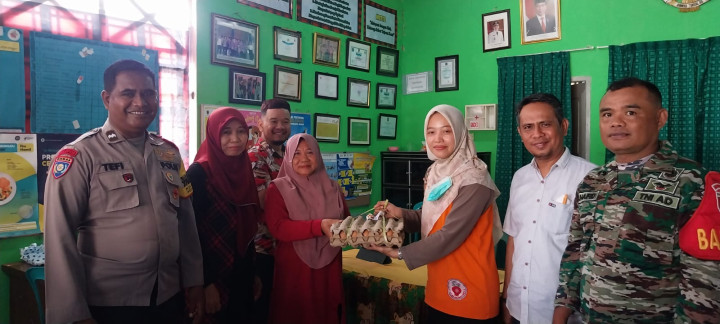 Pemberian Nutrisi untuk Pengendalian Stunting Program waliKota ( AYO ETAM BERBAGI TIGU )