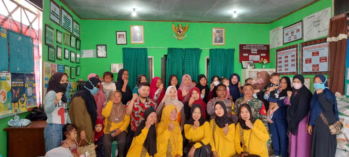 Pemberian Nutrisi untuk Pengendalian Stunting Program waliKota ( AYO ETAM BERBAGI TIGU )