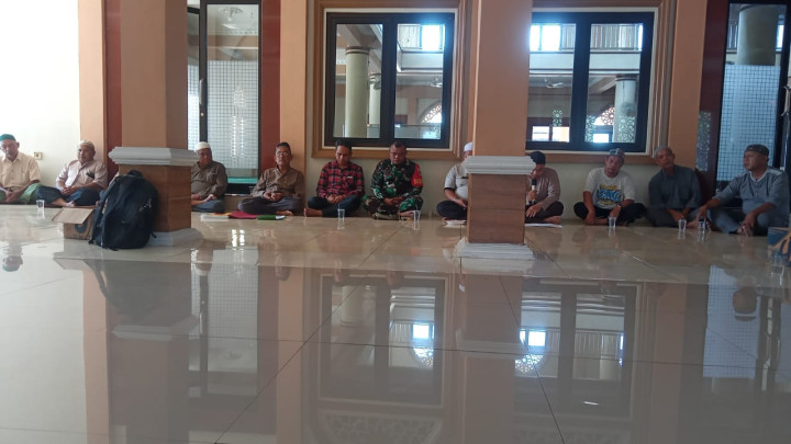 Rapat Pembentukan Pengurus Baru Mesjid Jami' Ath-thayyibah