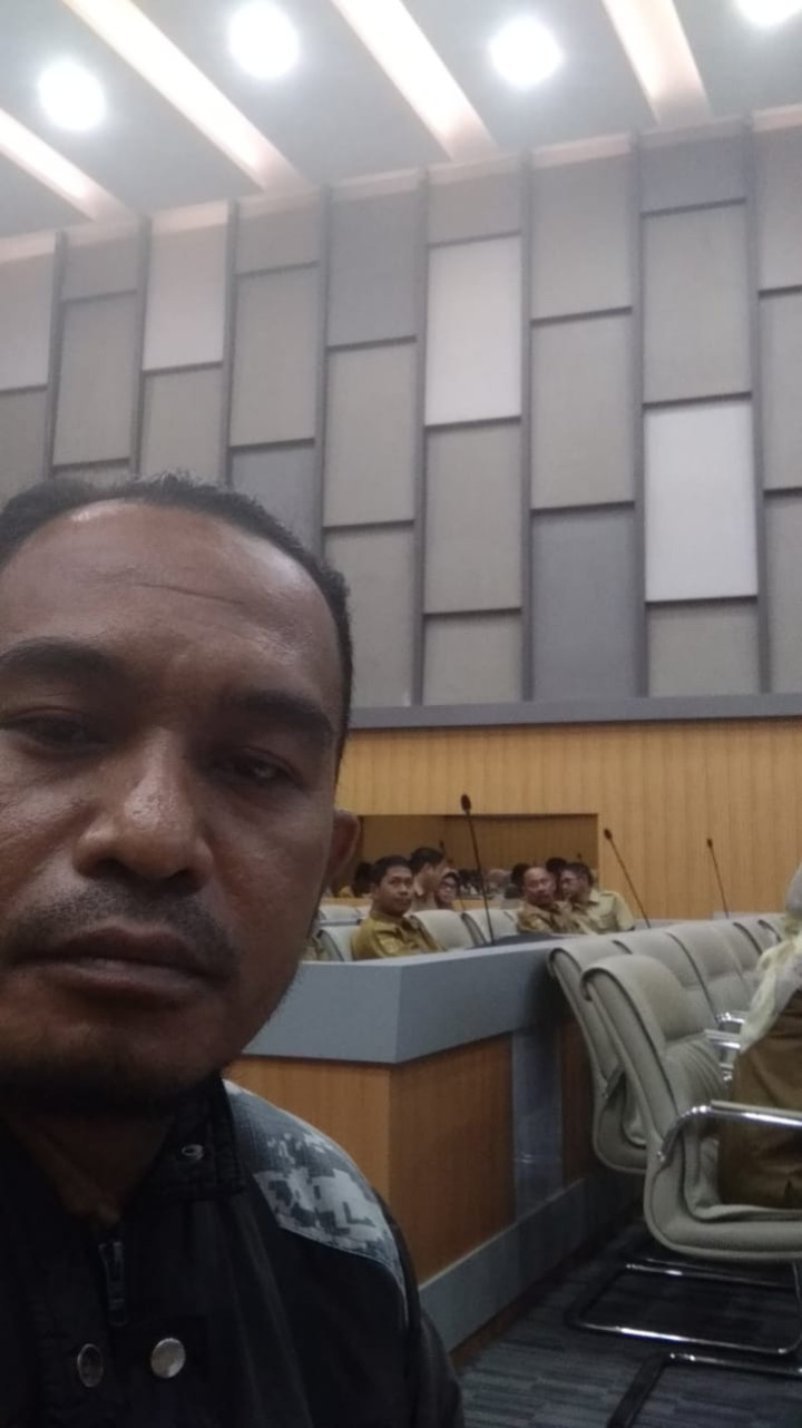 Sosialisasi Pengembangan Sistem Survey Kepuasan Masyarakat Dan Evaluasi/ Bimtek SIPPN, Yang dihadiri langsung oleh Pak Seklur Kelurahan bantuas