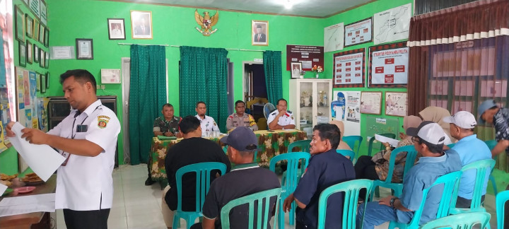 Rapat Koordinasi Persiapan Remuk Warga untuk RKPD Probebaya tahun anggaran 2024 - 2025. Yang di selenggaran Langsung di Kantor Kelurahan Bantuas, dan dihadari oleh Ketua RT Sekelurahan Bantuas.