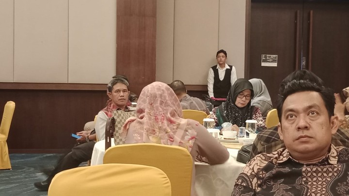 Kegiatan Sosialisasi Pembentukan Badan Adhoc Pemilihan serentak Tahun 2024.