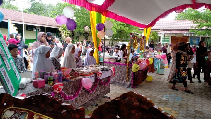 Kegiatan Panen Karya pentas Seni di SDN 023 Kelurahan Bantuas