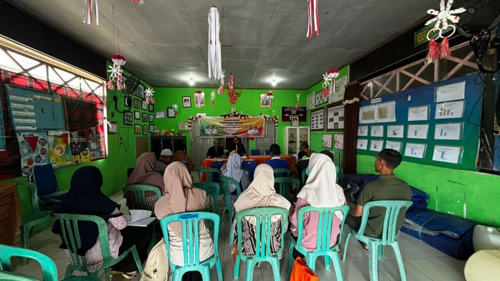 Rapat koordinasi membahas persiapan jalan santai HUT kota -357 dan pemerintah kota samarinda ke -65 di Kelurahan Bantuas