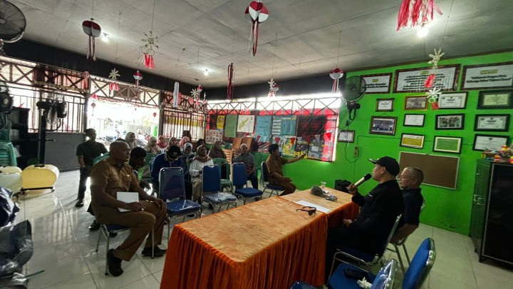 Rapat koordinasi membahas persiapan jalan santai HUT kota -357 dan pemerintah kota samarinda ke -65 di Kelurahan Bantuas