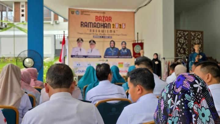 Bazar Ramadhan tahun 2025 dengan tema "Dasawisma dengan semangat berbagi mewujudkan kepedulian dengan sesama	Tempat: Sekretariat PKK Kota Samarinda