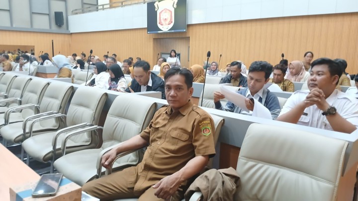 Sosialisasi pelaksanaan program pembangunan dan pemberdayaan masyarakat (Probebaya) tahun 2025