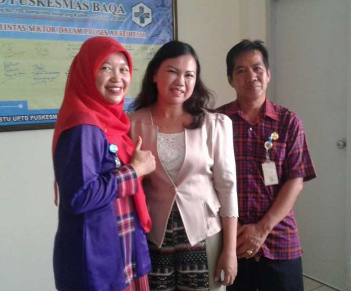 bersama ibu PKK kel. Baqa dan dinas Puskesmas Kel. Baqa