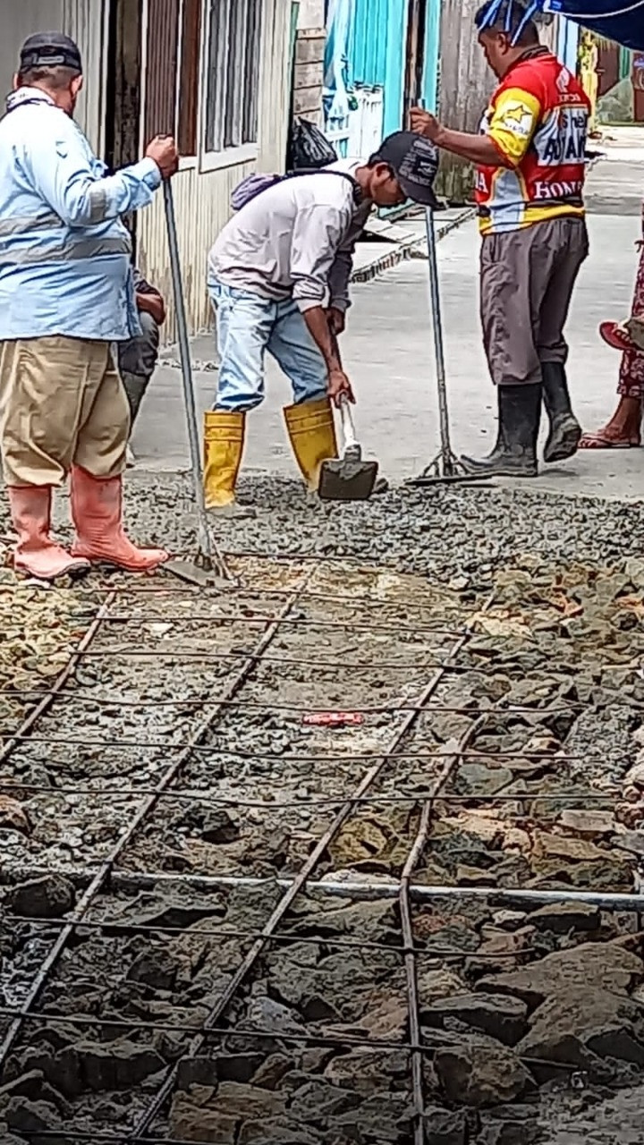 Proses Sapras Probebaya Kel.Baqa 2022 COR JALAN di RT.9