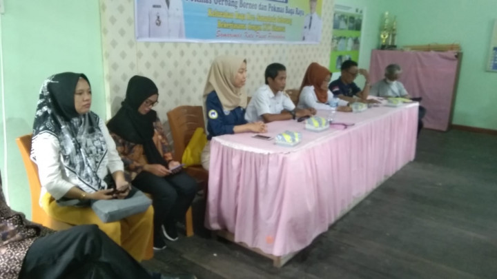 Giat hari hari ini tgl.7/6/2023 Plt.Lurah Baqa .Kasi Kesra.Lpm dan Ketua RT Kel.Baqa.serta Pokmas Gerbang Borneo dan Baqa Raya Kel.Baqa.Kegiatan Probebaya Sub Bidang Pemberdayaan Masyarakat Kel.Baqa.   "  Pelatihan Menjahit dan Pembuatan Kue  "