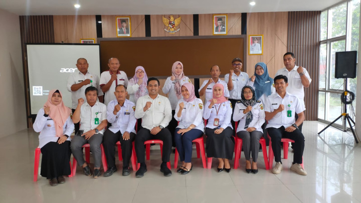 Giat Tgl 06 September 2023, Acara Rakor Gebyar NIB di Kecamatan Samarinda Seberang Yang Di hadiri Oleh Lurah Sekecamatan Samarinda Seberang, Kasi Ekobang Sekecamatan Samarinda Seberang Dan Operator NIB Kecamatan.
