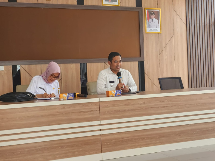 Giat Tgl 06 September 2023, Acara Rakor Gebyar NIB di Kecamatan Samarinda Seberang Yang Di hadiri Oleh Lurah Sekecamatan Samarinda Seberang, Kasi Ekobang Sekecamatan Samarinda Seberang Dan Operator NIB Kecamatan.