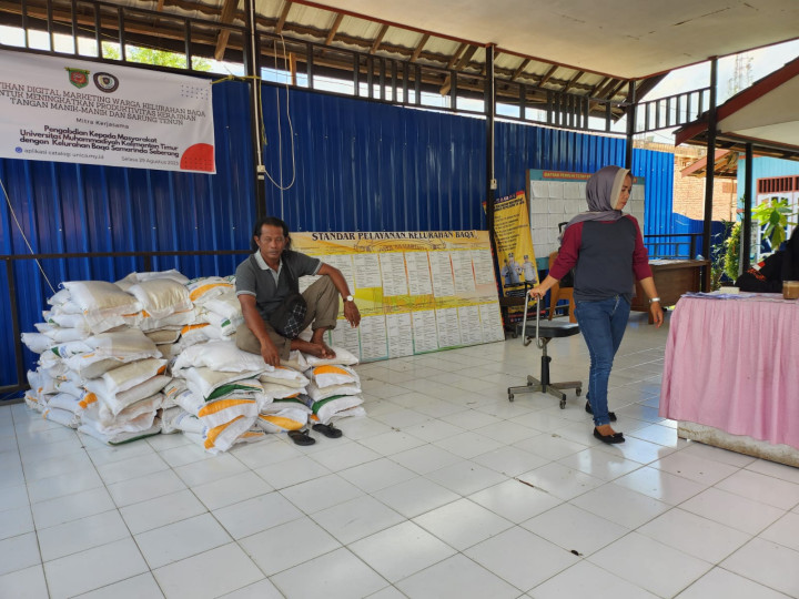 Tgl 15 September 2023, Pendistribusian beras CPP kepada 392 kartu kelurga di kelurahan Baqa Samarinda Seberang.