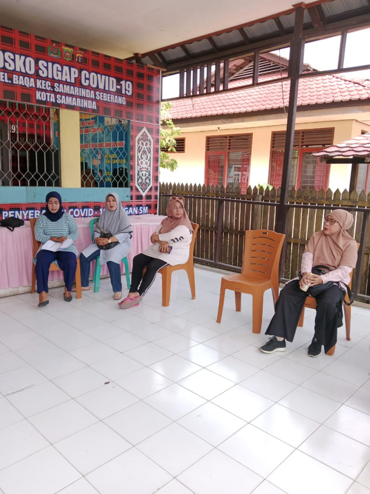 giat tgl 2 Oktober 2023, Rapat Koordinasi tentang persiapan Maulid Nabi SAW yang akan di laksanakan pada hari jumat, 06 Oktober 2023 di halaman kantor kelurahan baqa yang di hadiri oleh lurah kasi kesra dan ketua RT Kelurahan Baqa Samarinda Seberang.