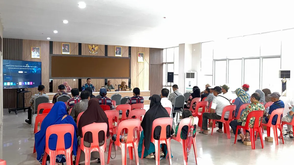 Sosialisasi Pemindahan TPS yang berada di RT. 17 ex KNPI atau Gelanggang Remaja ke TPS di Belakang PDAM RT. 8. Pemindahan sementara sebelum mesin insenerator di fungsikan