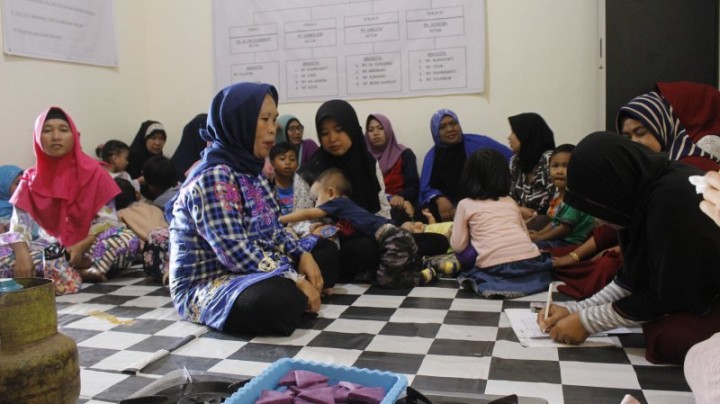 Pengolahan Hasil Kebun Berupa Singkong dan Ubi Ungu Menjadi Makanan Modern (Nugget) Bersama Ibu PKK Kelurahan Budaya Pampang