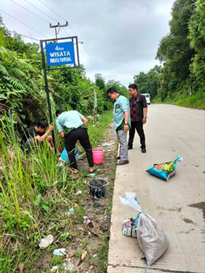 Foto Kegiatan Pemasangan Rambu Jalan (Jum'at, 03 September 2021)