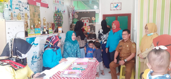 kegiatan kunjungan Tim PKK Kecamatan ke sekolah PAUD kelurahan Budaya Pampang Tgl. 14 November 2022