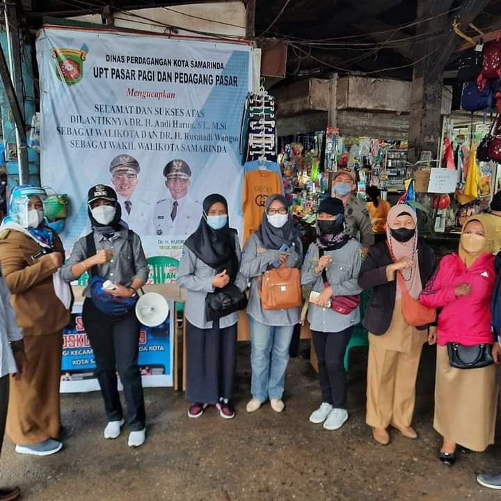 Partisipasi Kelurahan Bugis dalam Kegiatan Patroli Gabungan Pencagahan  Covid-19  menjelang Idul Fitri 1442 H di Pasar Pagi
