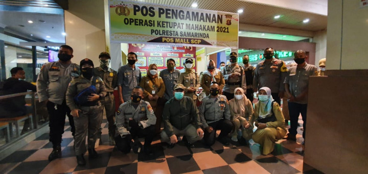 Partisipasi Kelurahan Bugis dalam Kegiatan Patroli Gabungan Pencagahan  Covid-19  menjelang Idul Fitri 1442 H di Pasar Pagi