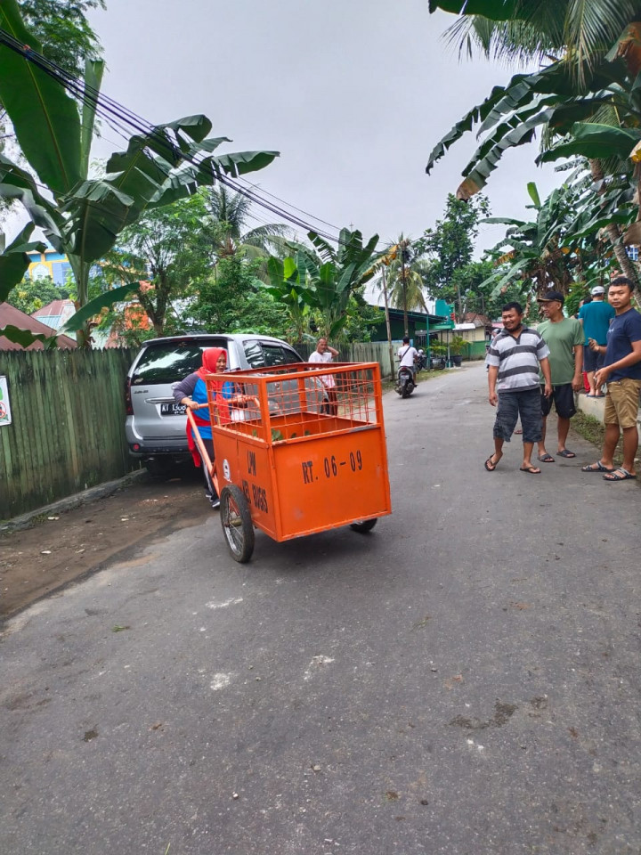 Dokumentasi Kegiatan Gotong Royong Kelurahan Bugis sampai dengan Minggu Ke- 3 bulan Juni