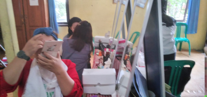 Kegiatan Kursus Kecantikan Kelurahan Bugis mencakup Kegiatan Pemberdayaan Masyarakat Tahun 2021