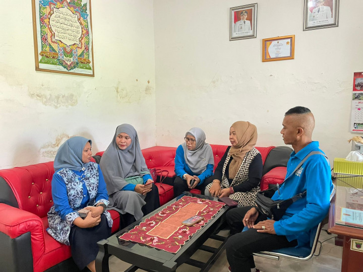 PENYALURAN DAN PENYERAHAN BERAS BANTUAN PANGAN-CBP ALOKASI APRIL 2023