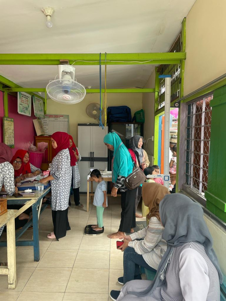Monitoring Kegiatan bulan Posyandu Tapak Dara bayi balita RT. 02 dan RT. 15
