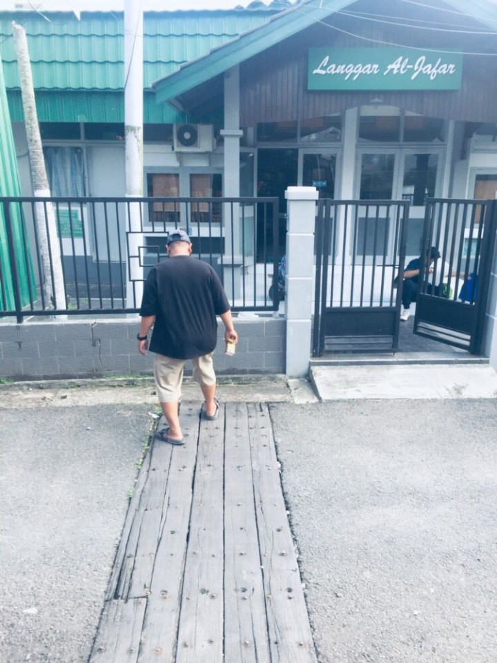 Kegiatan Pengukuran untuk Pelaksanaan Pekerjaan Probebaya bidang Sarpras