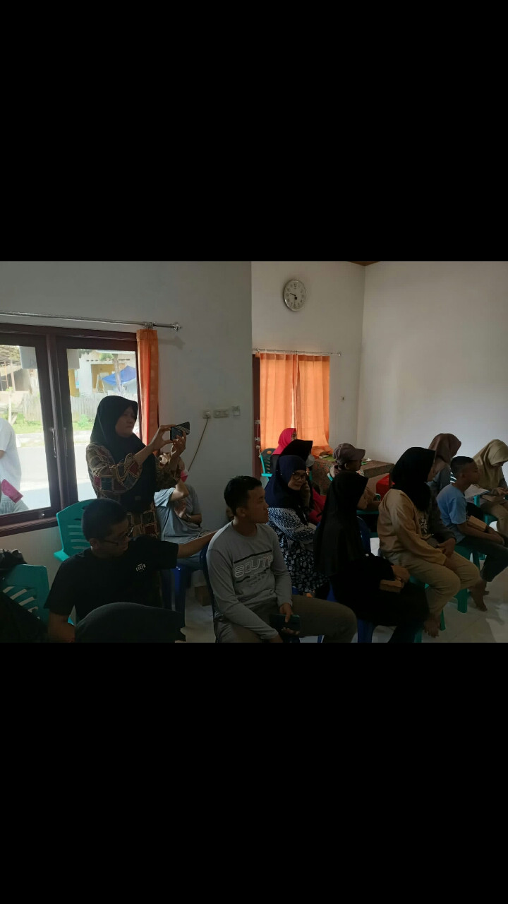 Sosialisasi Bahaya Narkoba Kegiatan Probebaya Bidang Pemberdayaan di RT. 09 Kelurahan Bugis