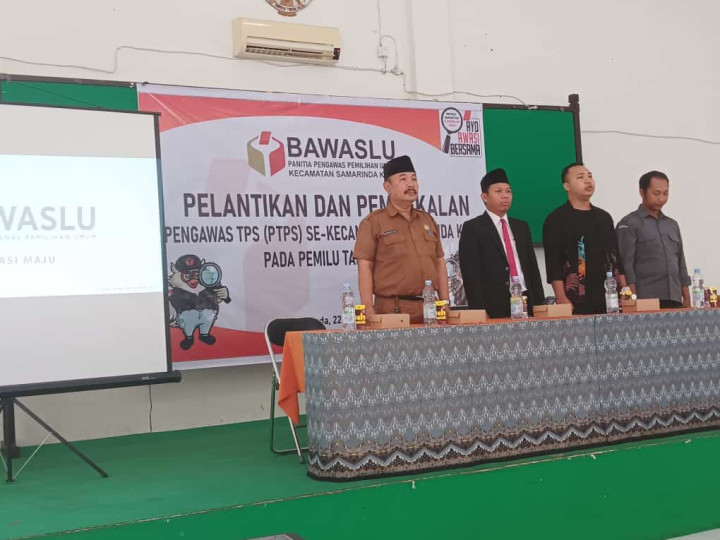 Pelantikan Pengawasan Tempat Pemungutan Suara (TPS) se- Kecamatan Samarinda Kota