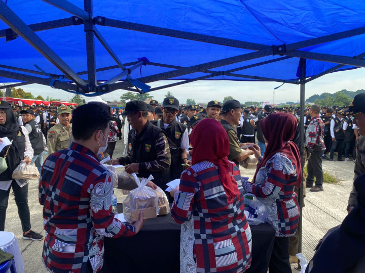 Acara kegiatan Pelaksanaan Apel Siaga Petugas Pengamanan Tempat Pemungutan Suara (PAM TPS) Pemilu 2024