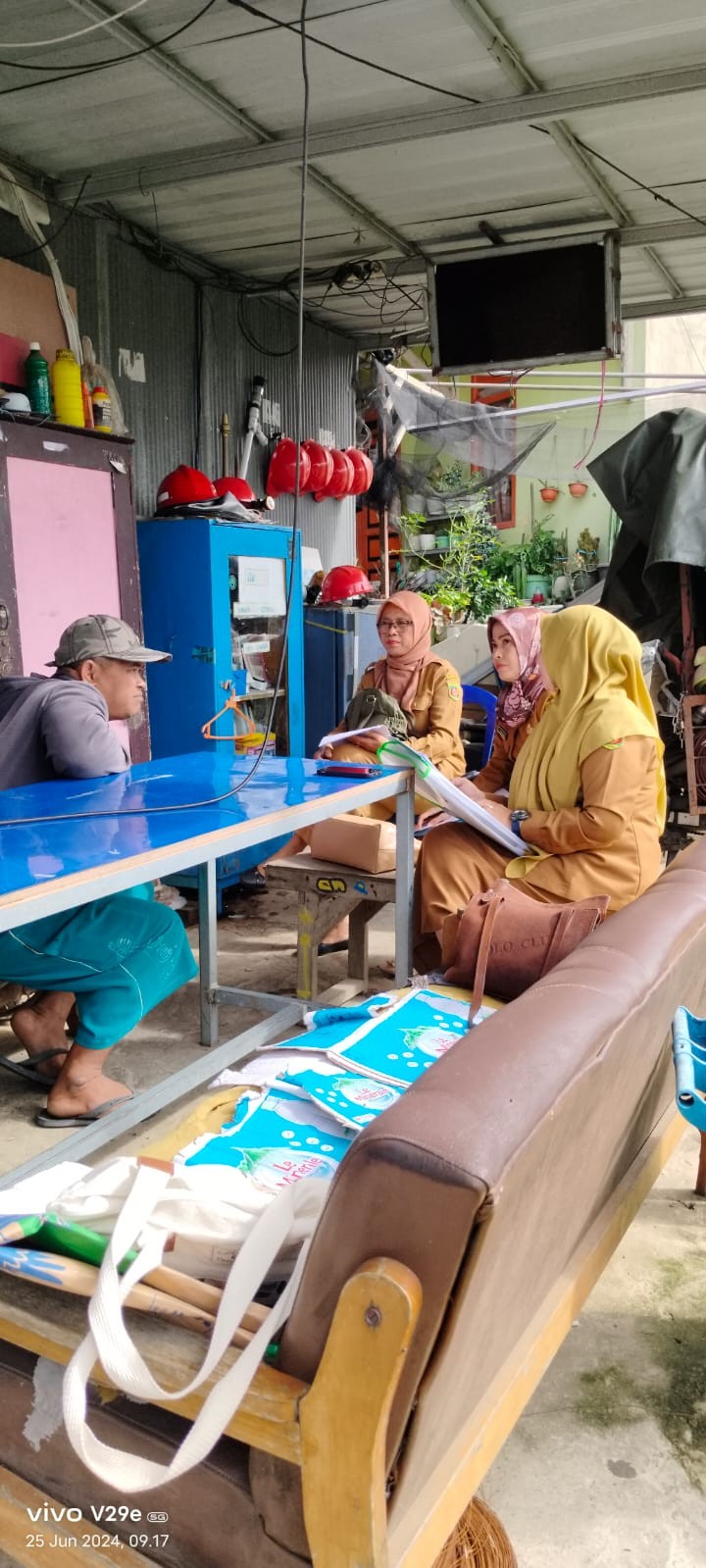 Penilaian Probebaya Award RT. 12 Kelurahan Bugis