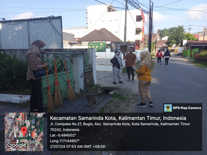 Kegiatan Gotong Royong di Lingkungan RT. 05 Kelurahan Bugis