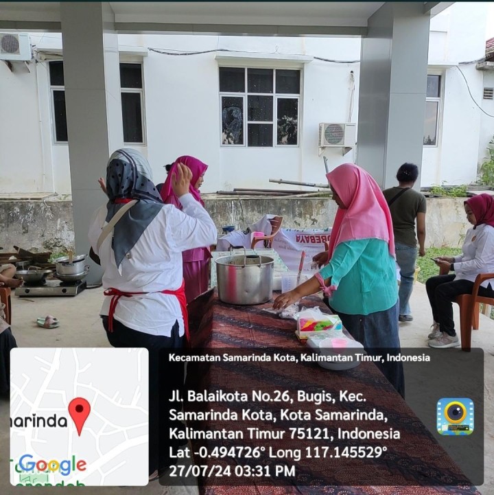 Sosialisasi dan Pelatihan Pembuatan Empek - Empek dilingkungan RT. 04 Kelurahan Bugis