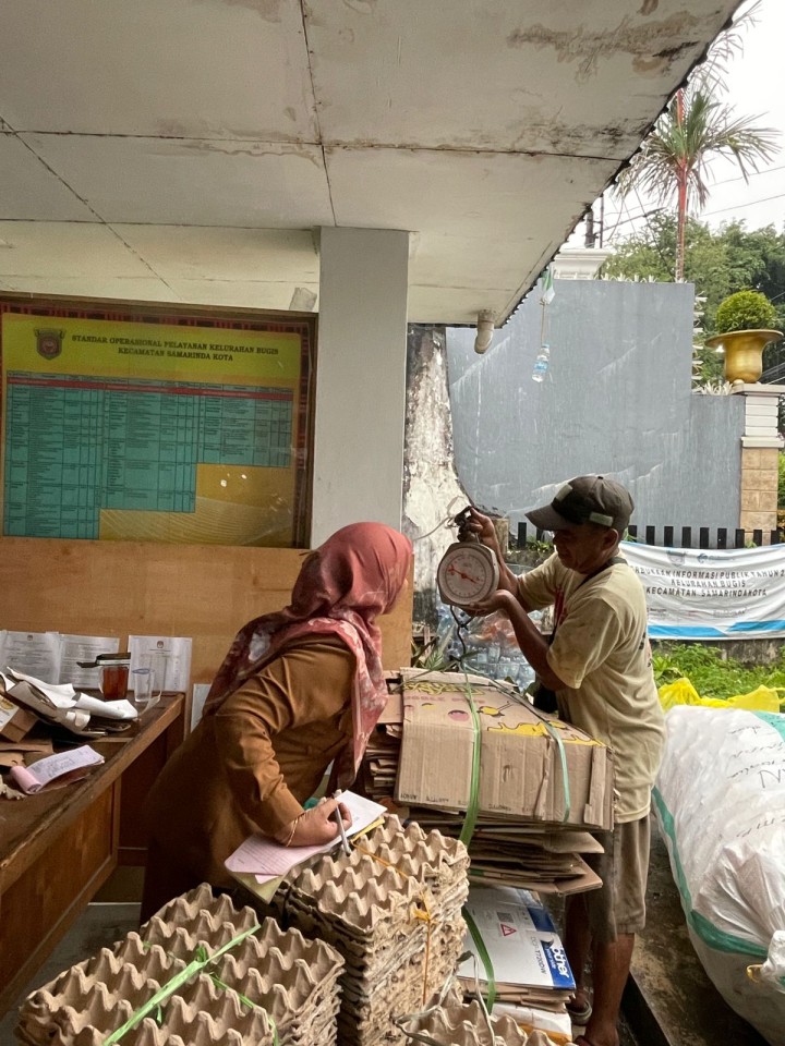 Penimbangan Barang Bekas
